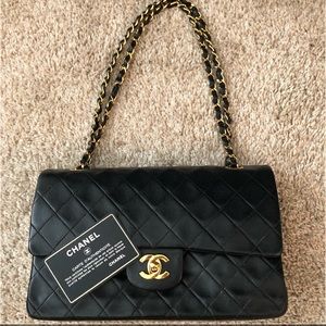 Chanel classic Double Flap Medium bag w gold
